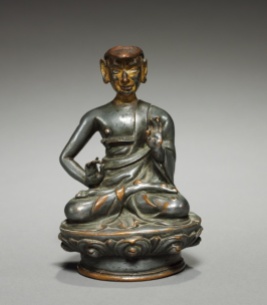15th-16th century, Tibet, Dharmakirti, silver with copper alloy and cold gold, at the Cleveland Museum (USA).