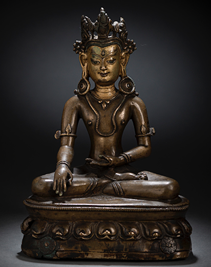 13th c., Tibet, Akshobhya, bronze+cold g., lab. buddha, cakras on base, 09jun21, sale 796 Nagel